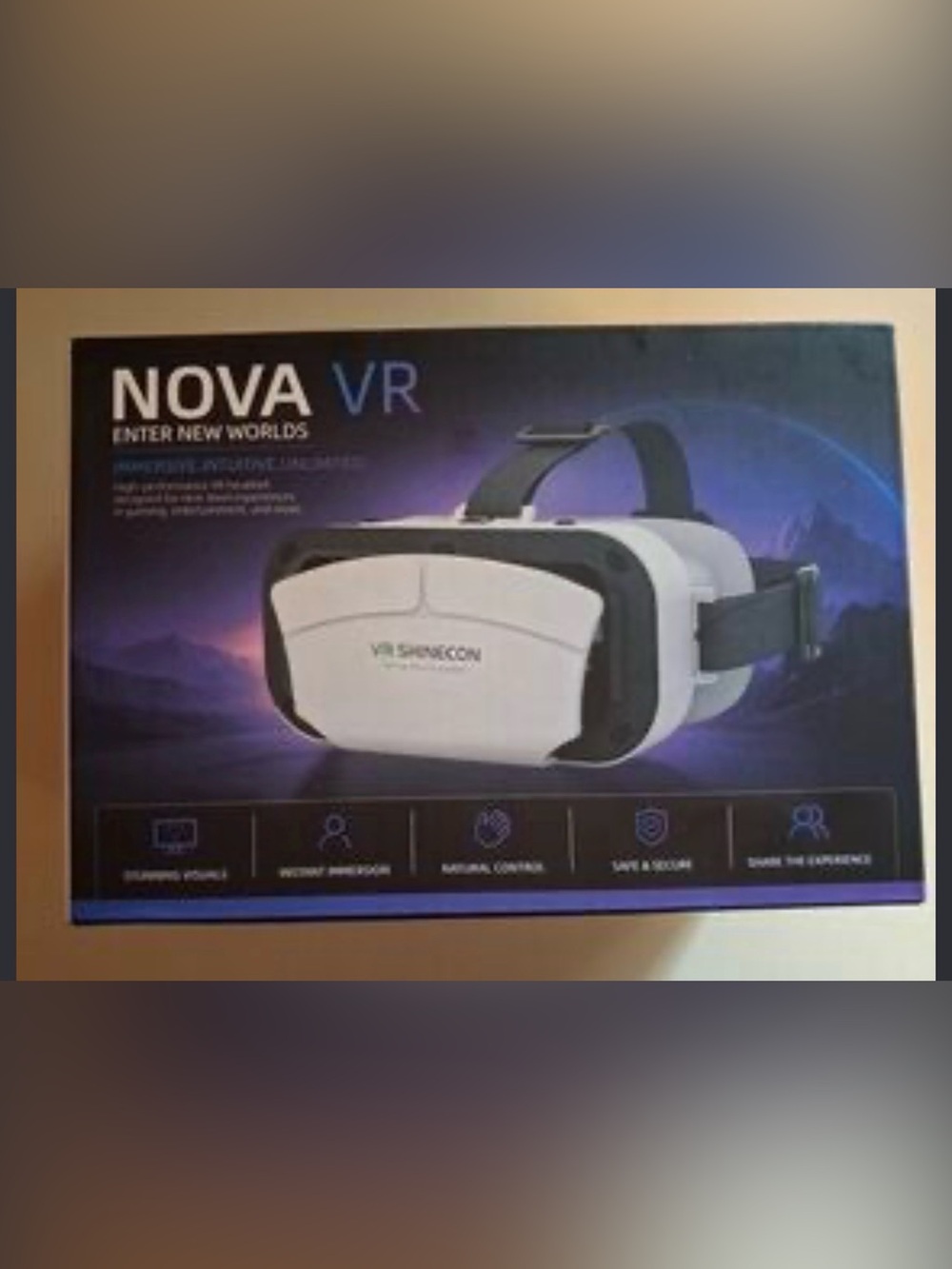 VR Shinecon G12 (Nova VR) headset, a mobile-based 3D virtual reality viewer